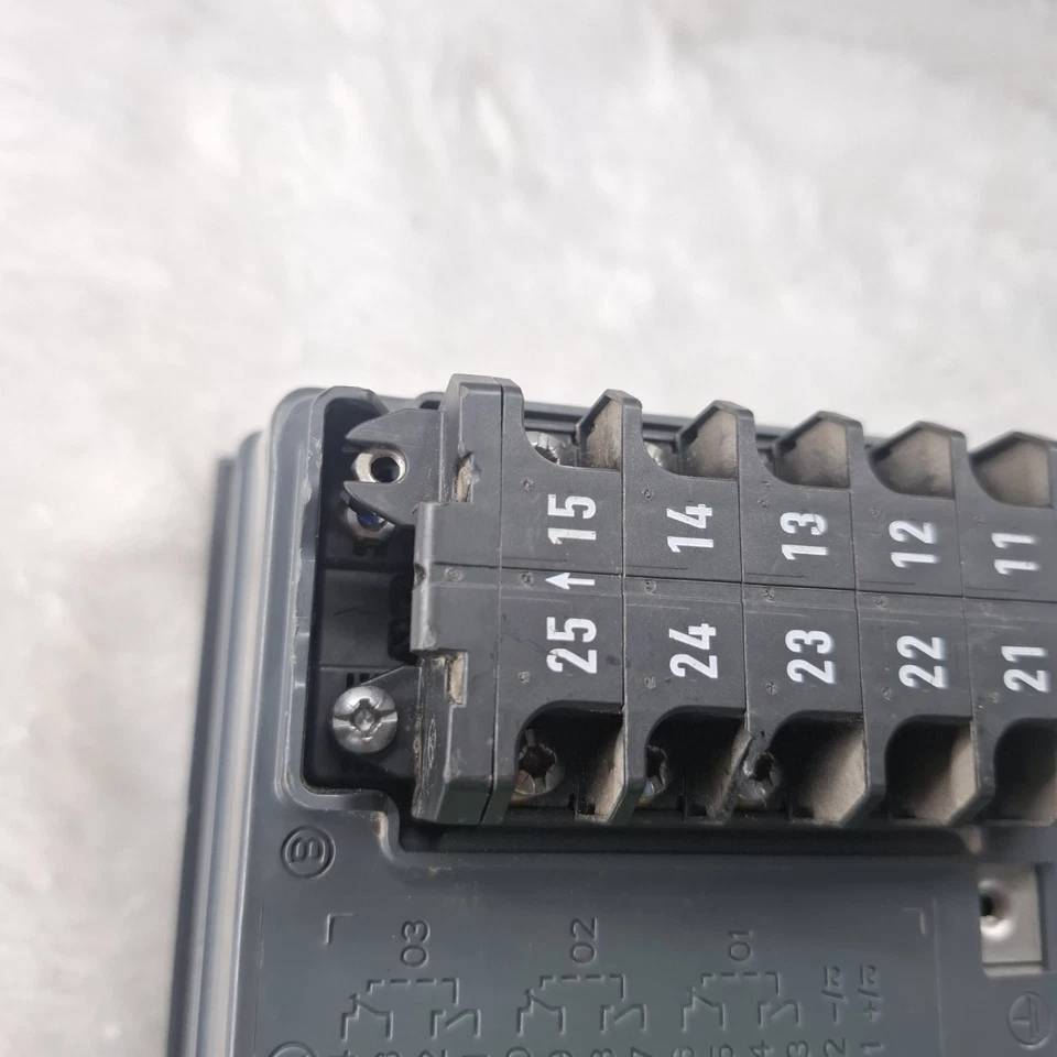 Schneider Electric Sepam REL59802 Series 10 B 41A Industrial Protection Relay